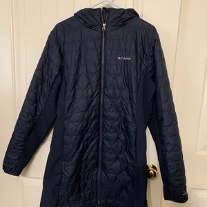 Columbia Long Hooded Jacket in Navy / lightweight with down insulation